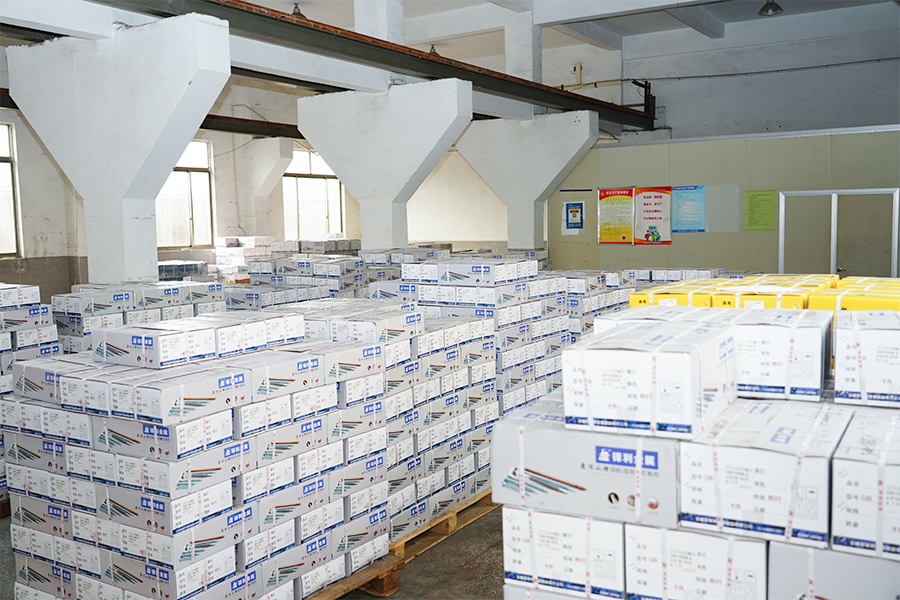 Packaging at warehousing